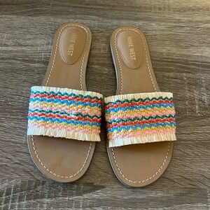 Like new! Nine West Ceela Woven Slide Sandal 7.5